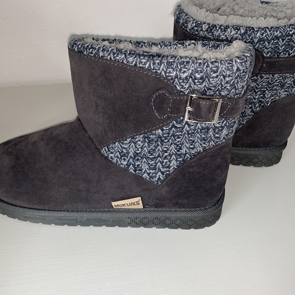 NWT. Muk Lux  womens knit boots 🥾